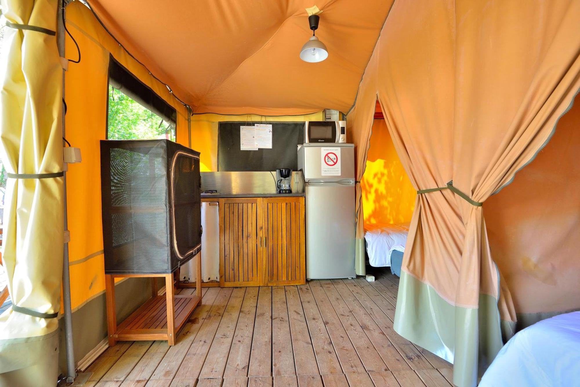 Camping Etang De La Vallee Combreux Bilik gambar