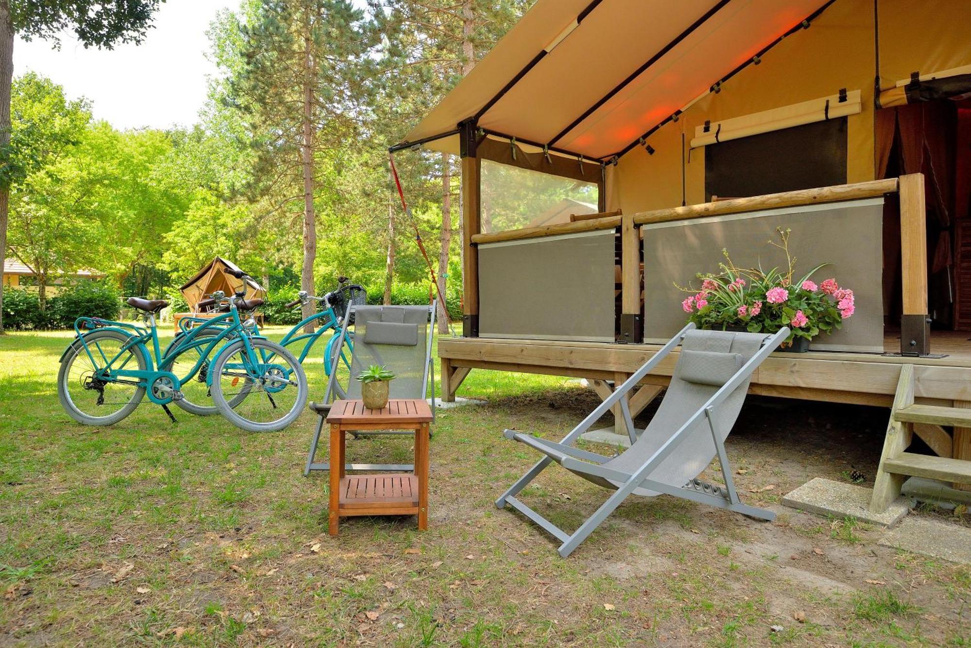 Camping Etang De La Vallee Combreux Bilik gambar